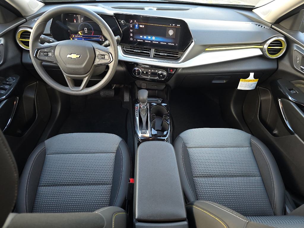 Thumbnail: 2026 Chevrolet Trax - 2