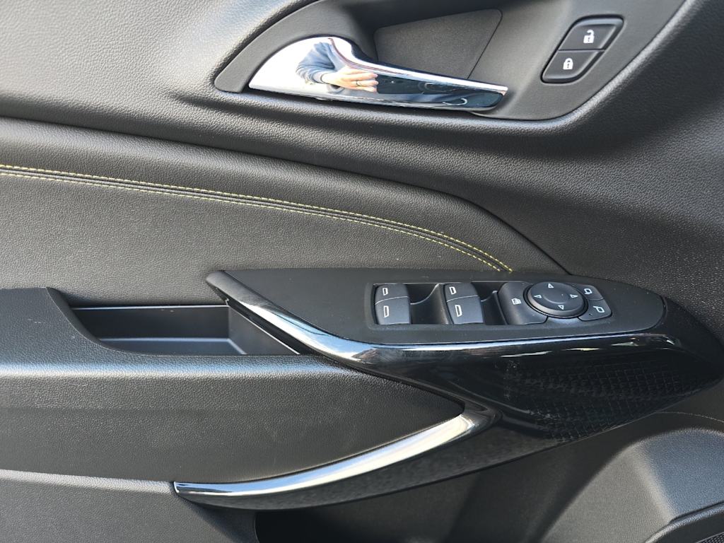 Thumbnail: 2026 Chevrolet Trax - 21