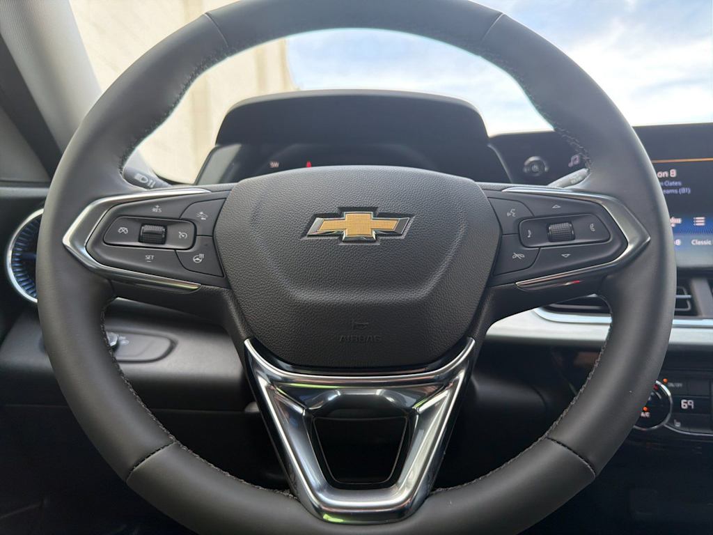 Thumbnail: 2026 Chevrolet Trax - 26
