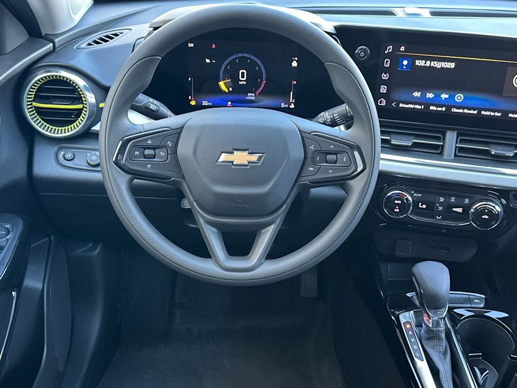 Thumbnail: 2026 Chevrolet Trax - 12