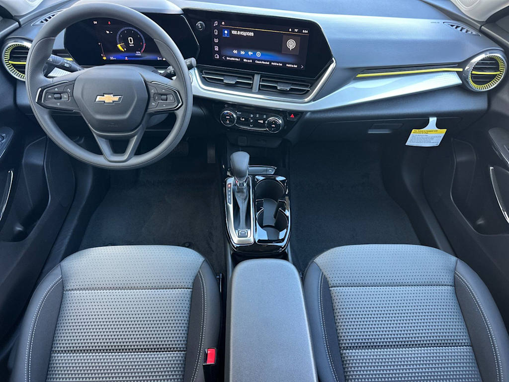 Thumbnail: 2026 Chevrolet Trax - 2