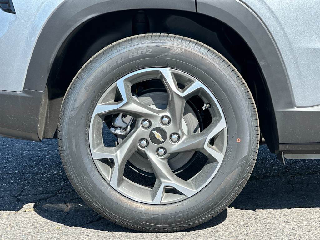 Thumbnail: 2026 Chevrolet Trax - 7