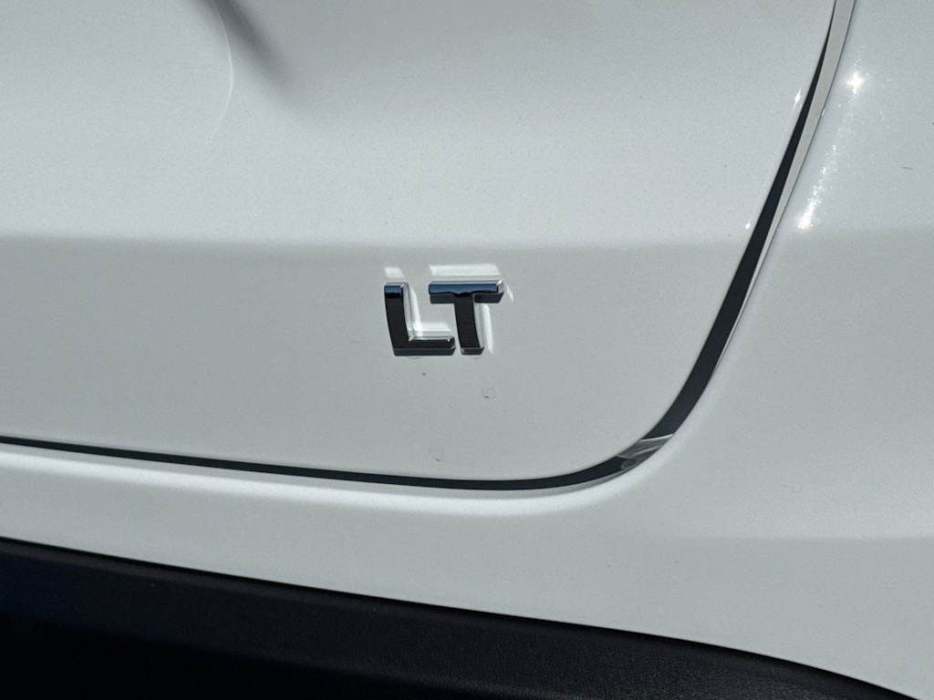 Thumbnail: 2026 Chevrolet Trax - 7