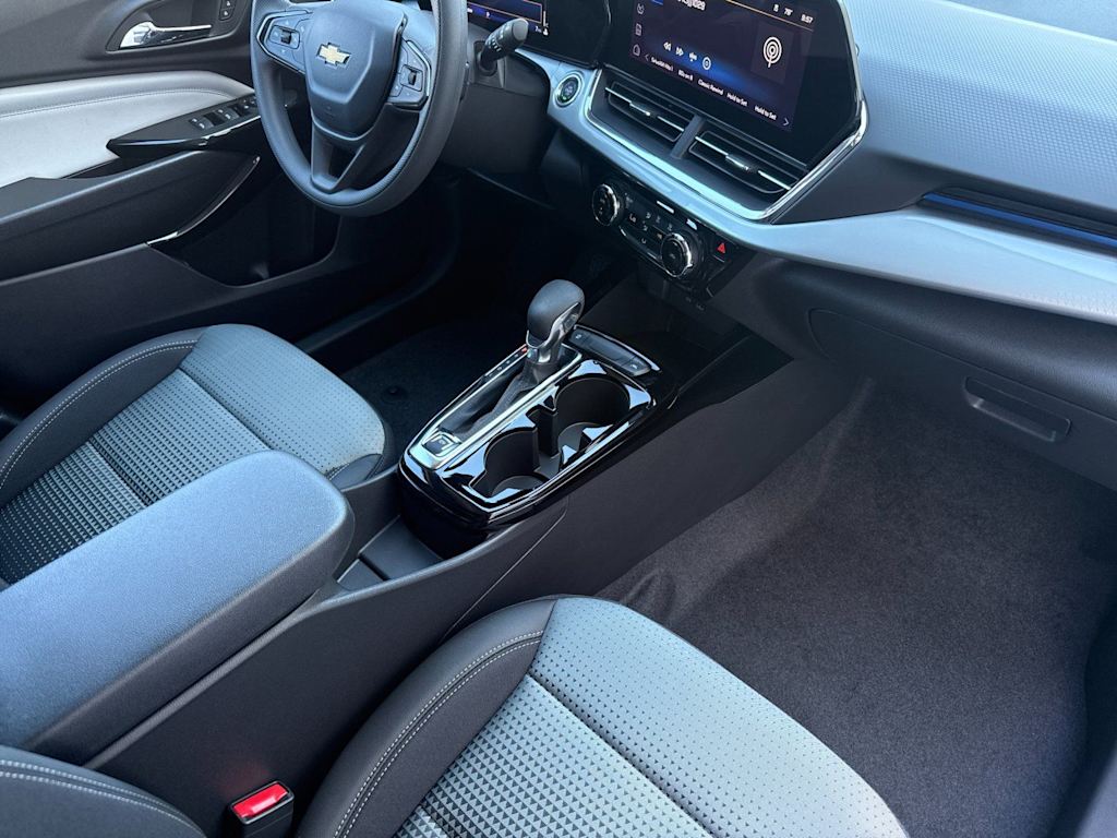 Thumbnail: 2026 Chevrolet Trax - 13