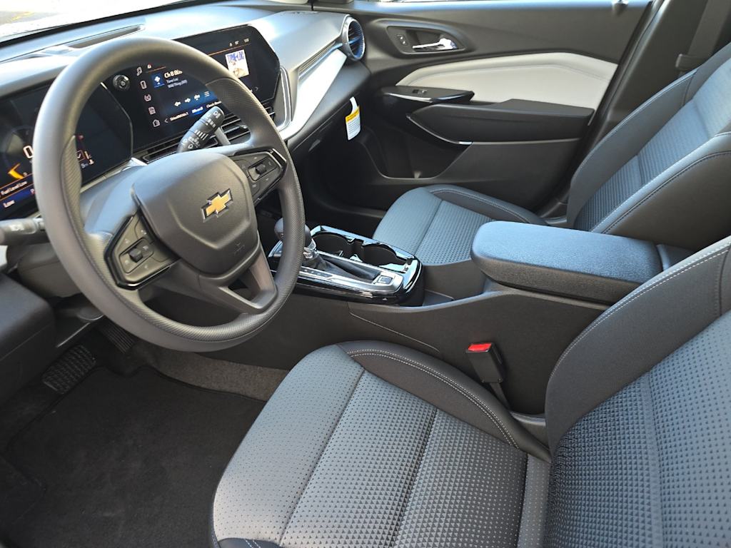 Thumbnail: 2026 Chevrolet Trax - 10