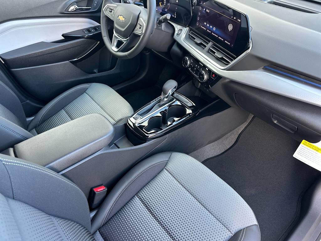 Thumbnail: 2026 Chevrolet Trax - 12