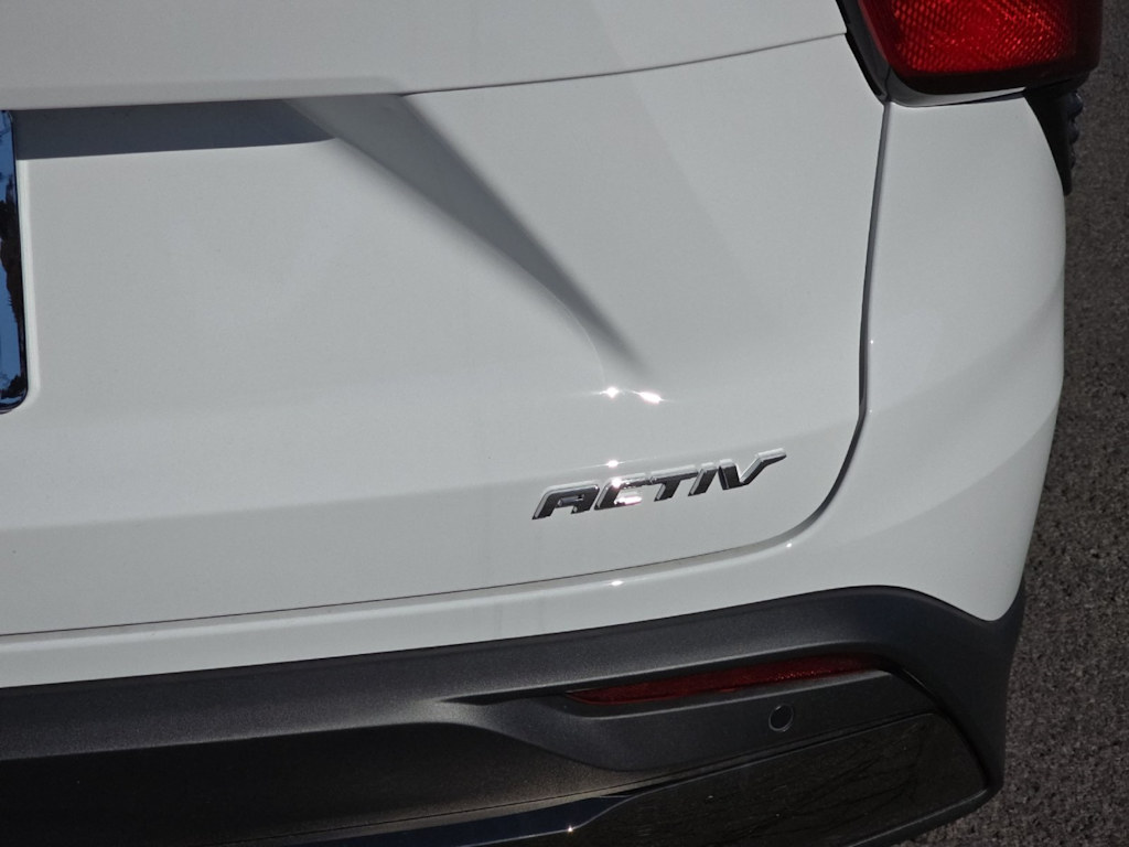 Thumbnail: 2025 Chevrolet Trax - 7