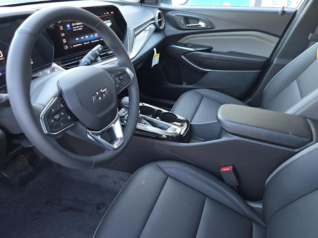 Thumbnail: 2025 Chevrolet Trax - 9