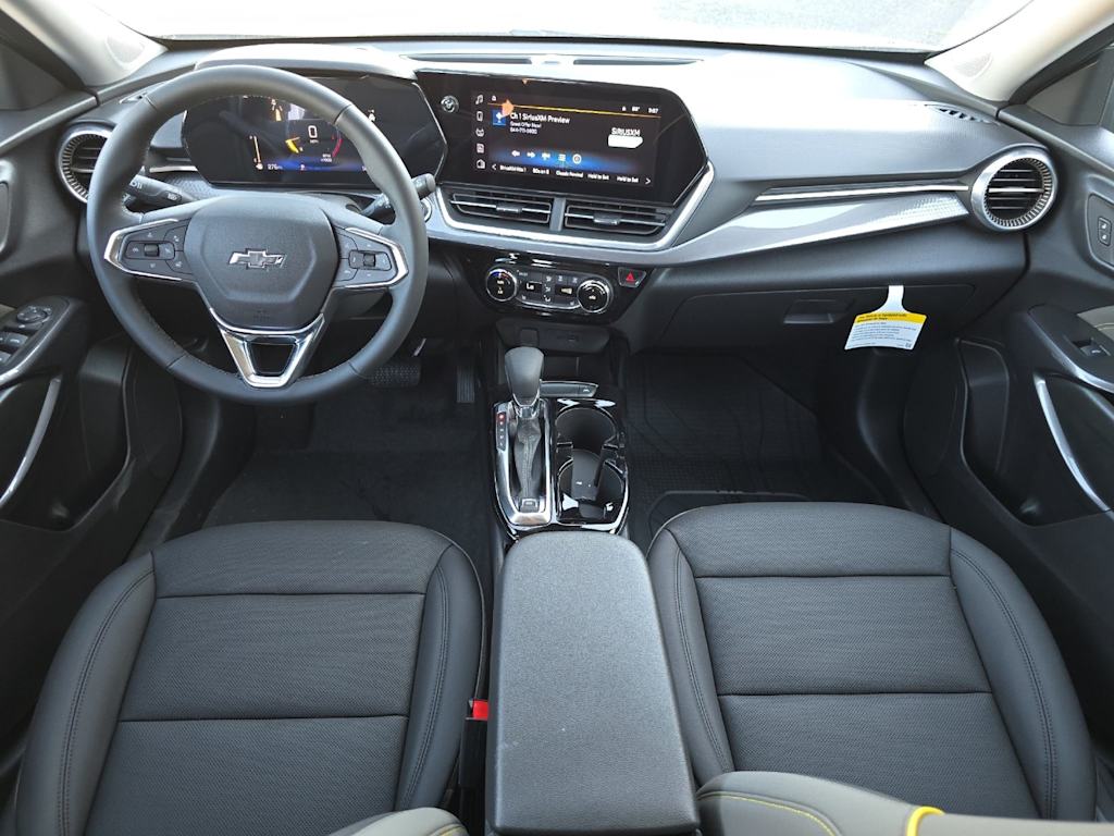 Thumbnail: 2025 Chevrolet Trax - 2