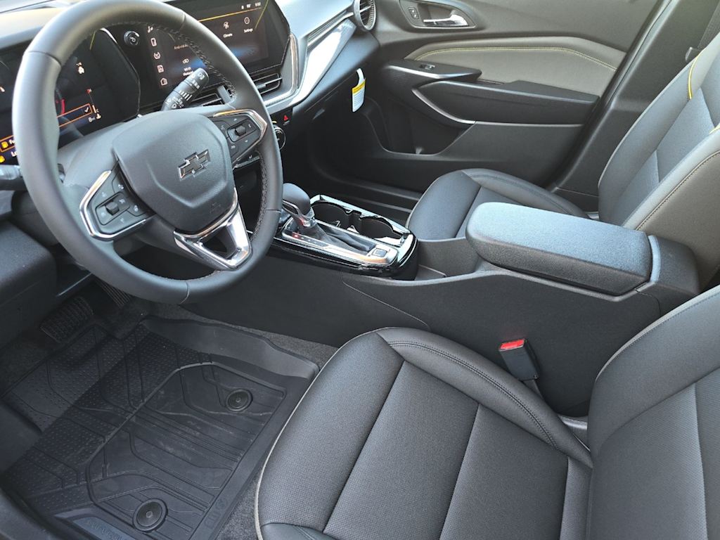 Thumbnail: 2025 Chevrolet Trax - 9