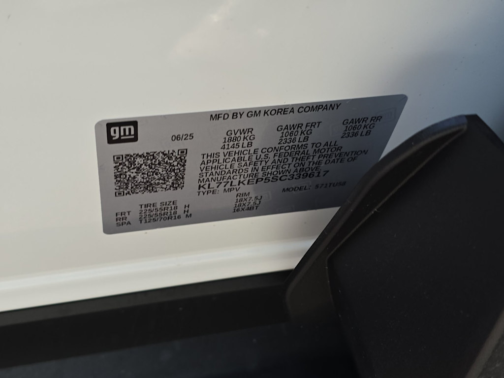 Thumbnail: 2025 Chevrolet Trax - 17