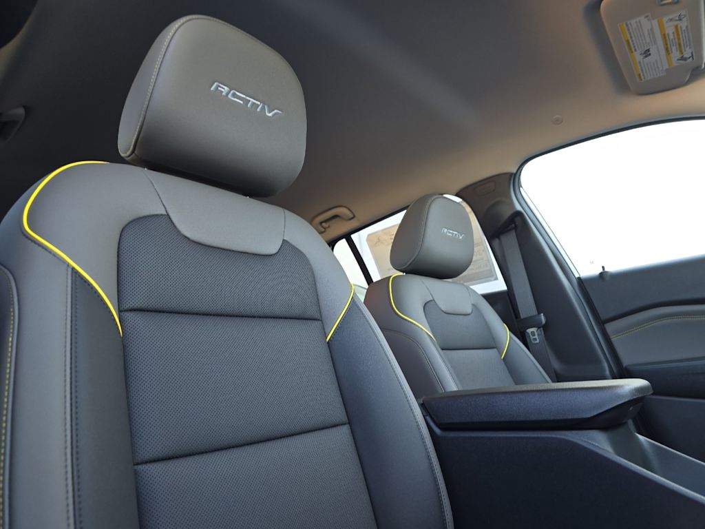 Thumbnail: 2025 Chevrolet Trax - 10