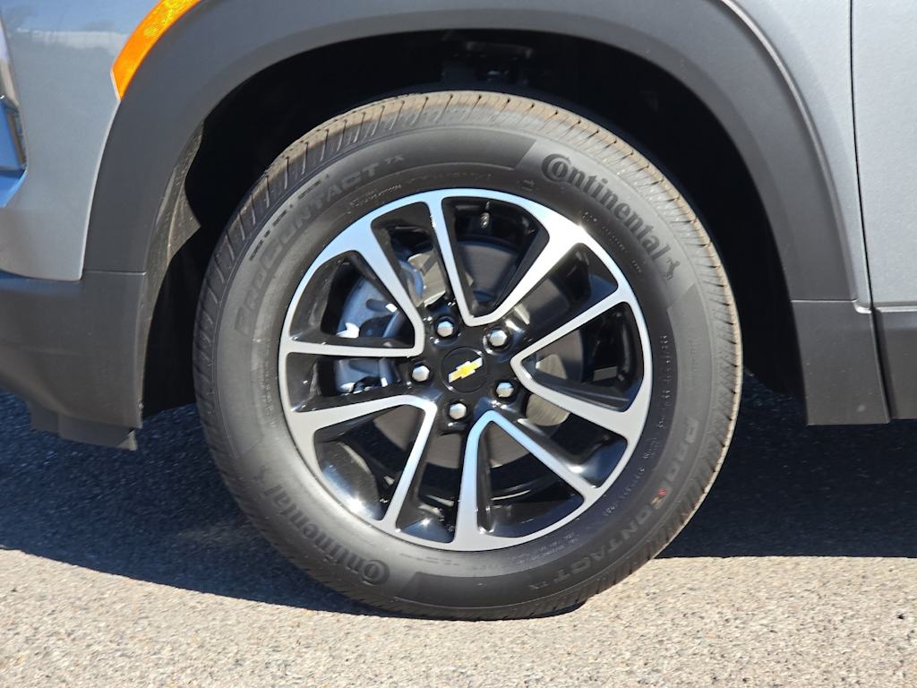 Thumbnail: 2026 Chevrolet TrailBlazer - 7