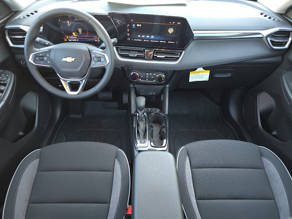 Thumbnail: 2026 Chevrolet TrailBlazer - 2