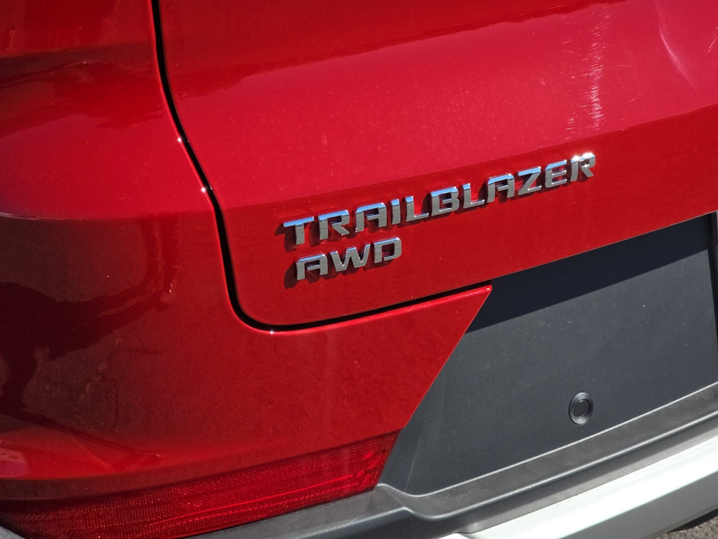 Thumbnail: 2026 Chevrolet TrailBlazer - 7