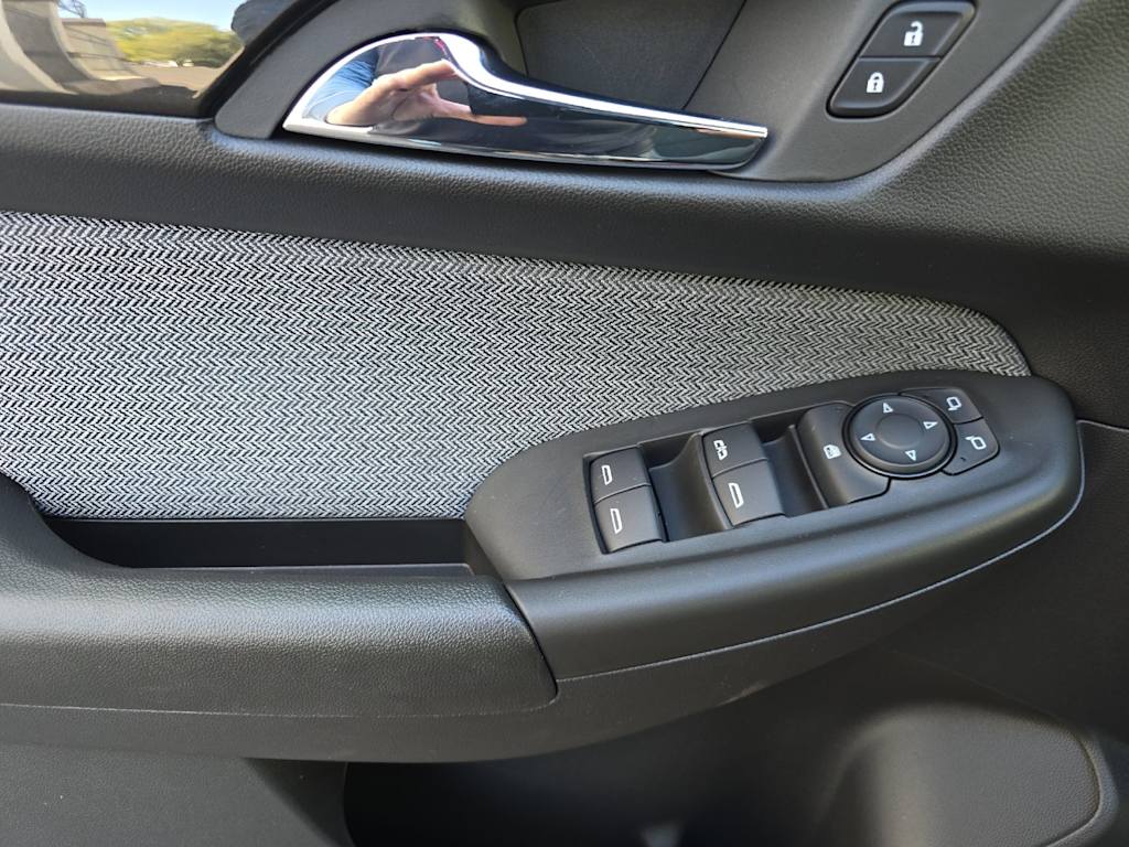 Thumbnail: 2026 Chevrolet TrailBlazer - 21