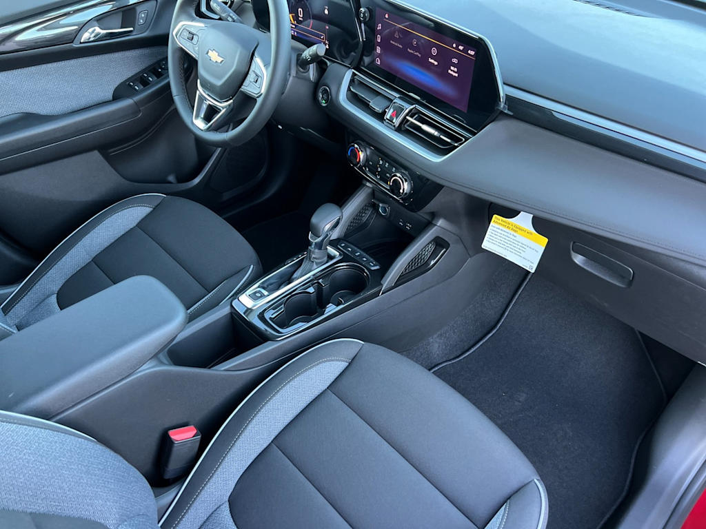 2025 Chevrolet TrailBlazer LT 12