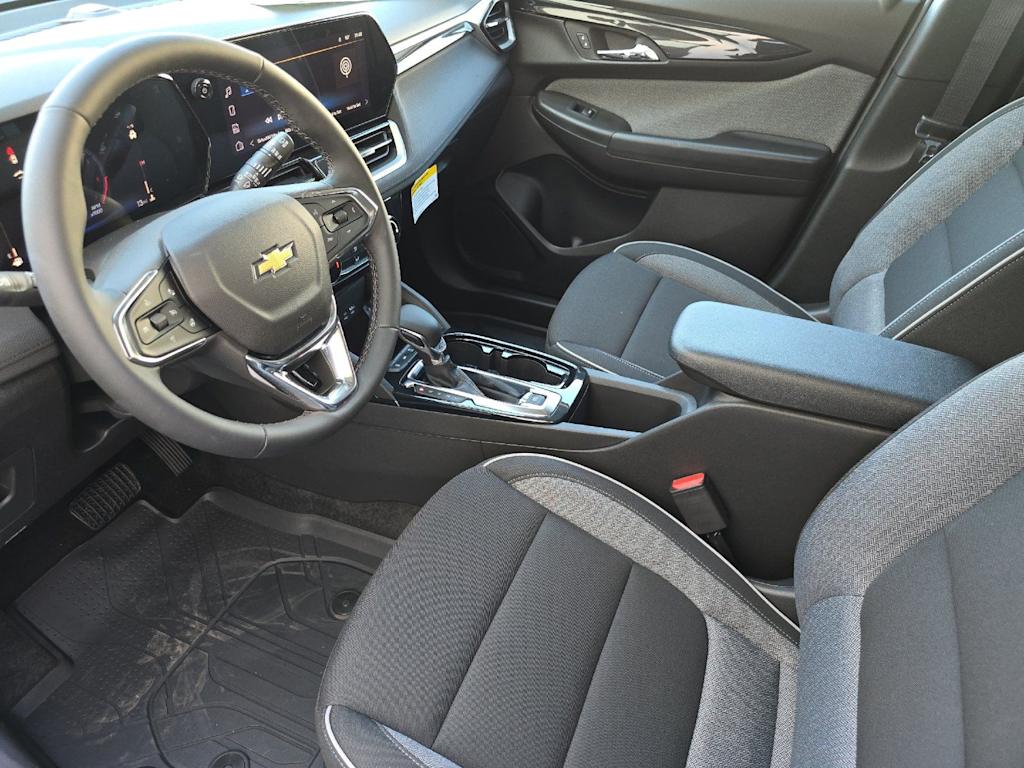 Thumbnail: 2026 Chevrolet TrailBlazer - 8