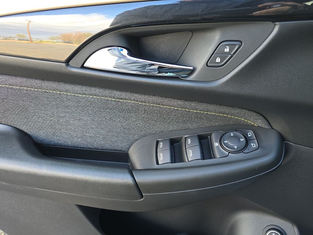 Thumbnail: 2026 Chevrolet TrailBlazer - 21