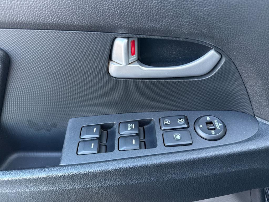 Thumbnail: 2016 Kia Sportage - 22