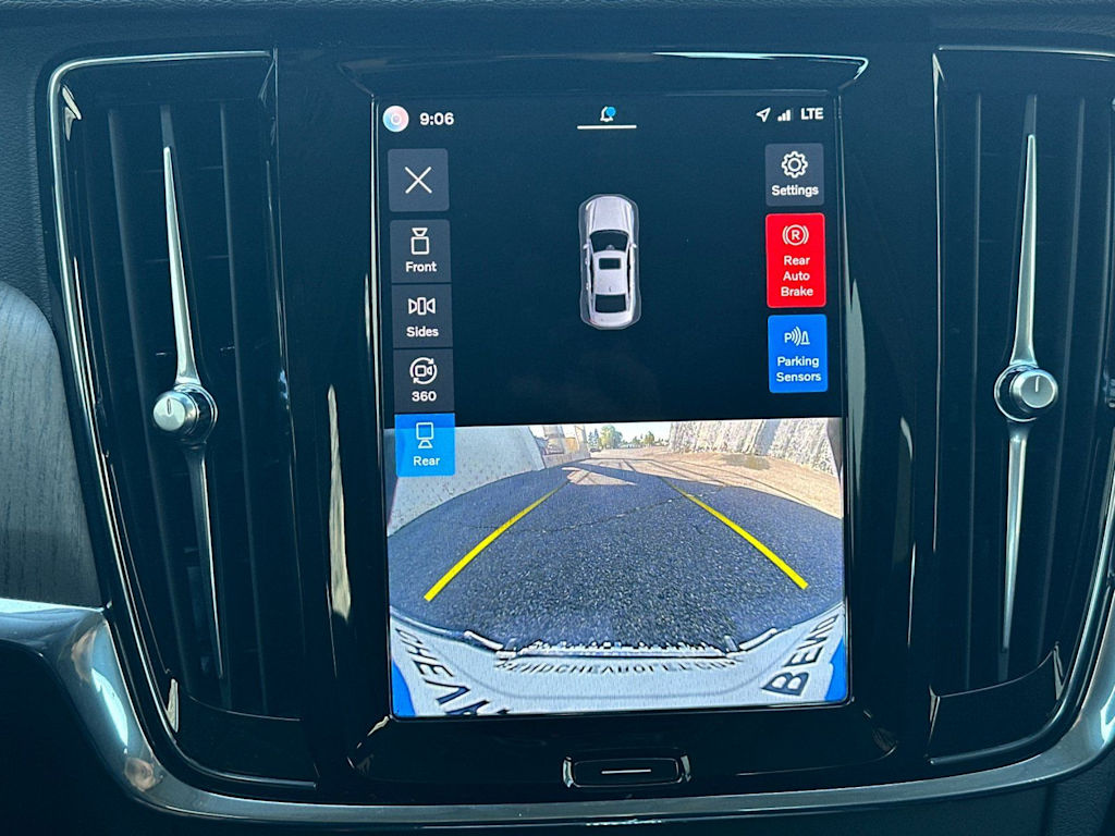 Thumbnail: 2023 Volvo S90 - 23