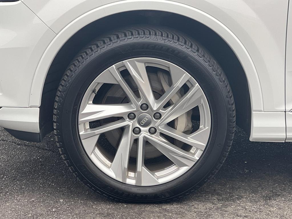 Thumbnail: 2020 Audi Q7 - 7