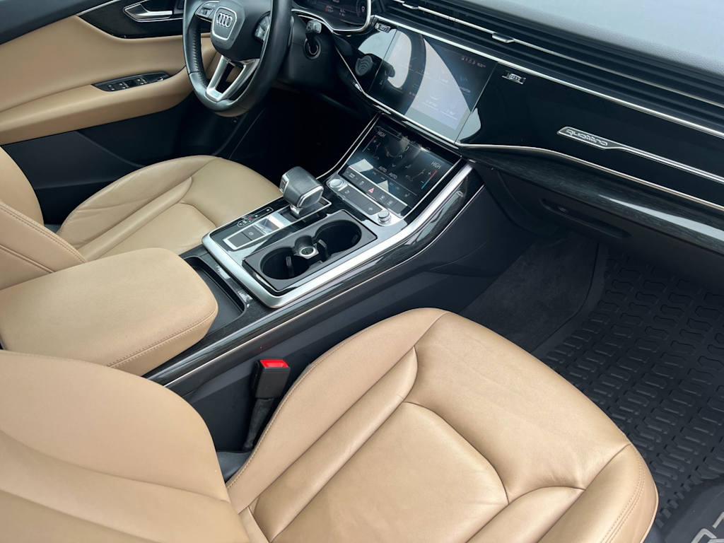 Thumbnail: 2020 Audi Q7 - 11