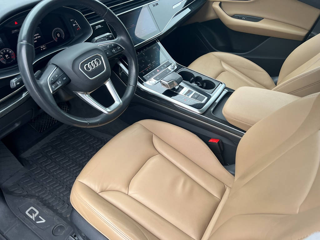 Thumbnail: 2020 Audi Q7 - 8