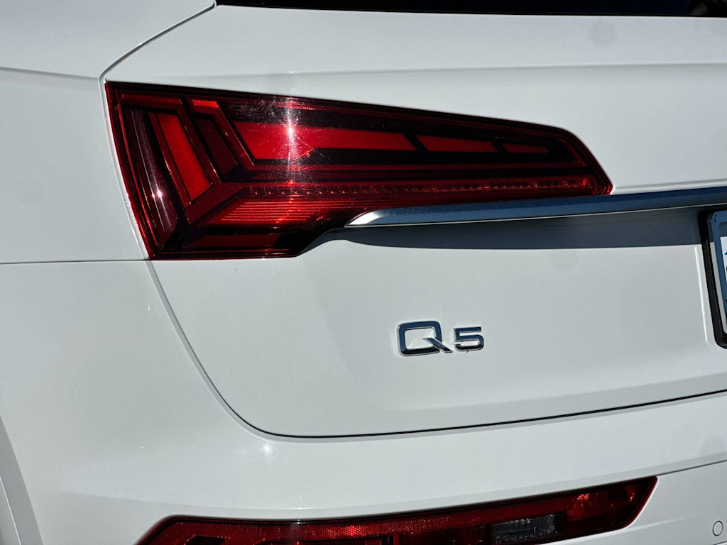 Thumbnail: 2023 Audi Q5 - 28
