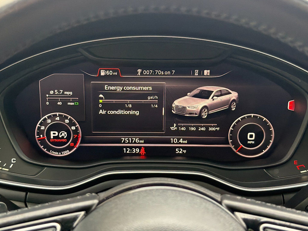 Thumbnail: 2017 Audi A4 - 28