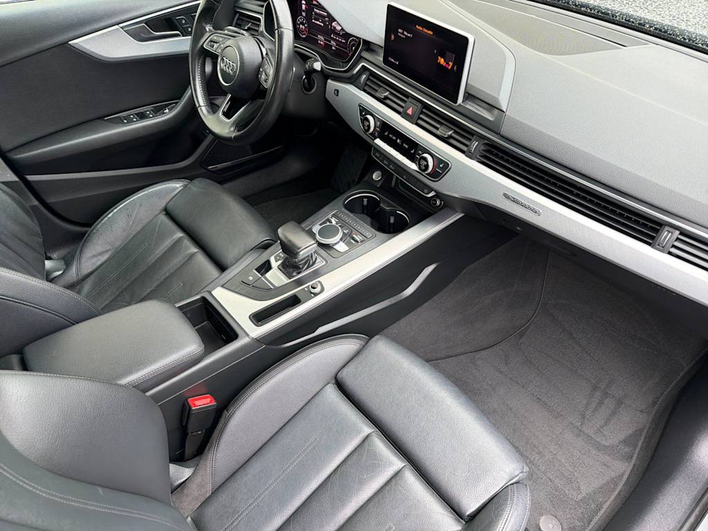 Thumbnail: 2017 Audi A4 - 10