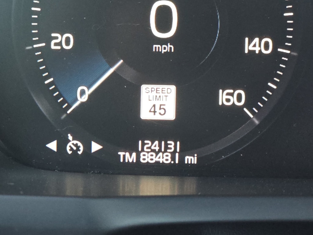 Thumbnail: 2016 Volvo XC90 - 20