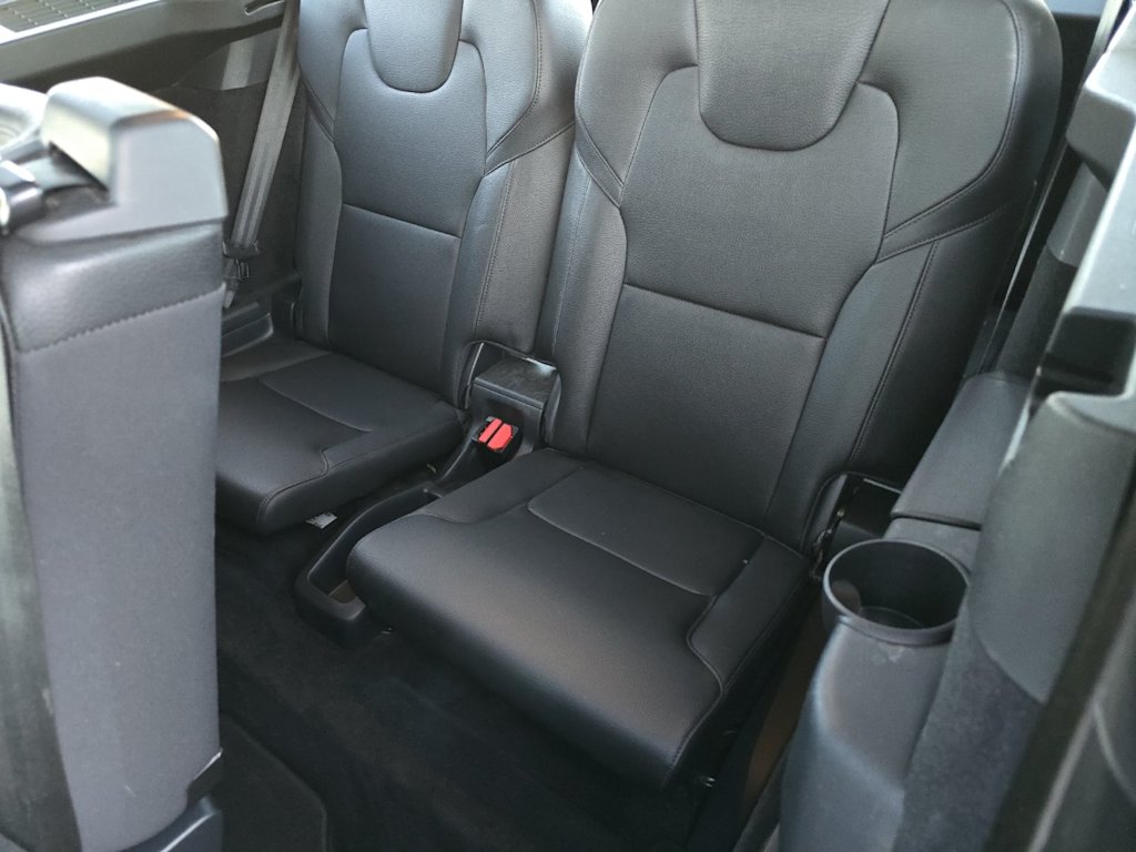 Thumbnail: 2016 Volvo XC90 - 15