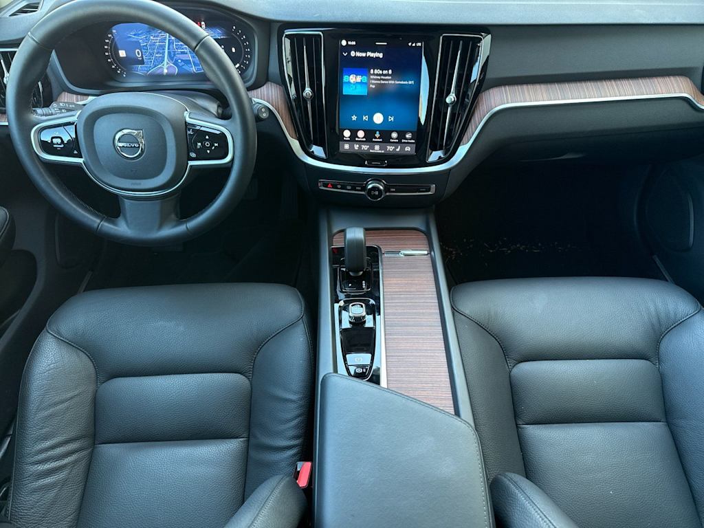Thumbnail: 2025 Volvo V60 - 2