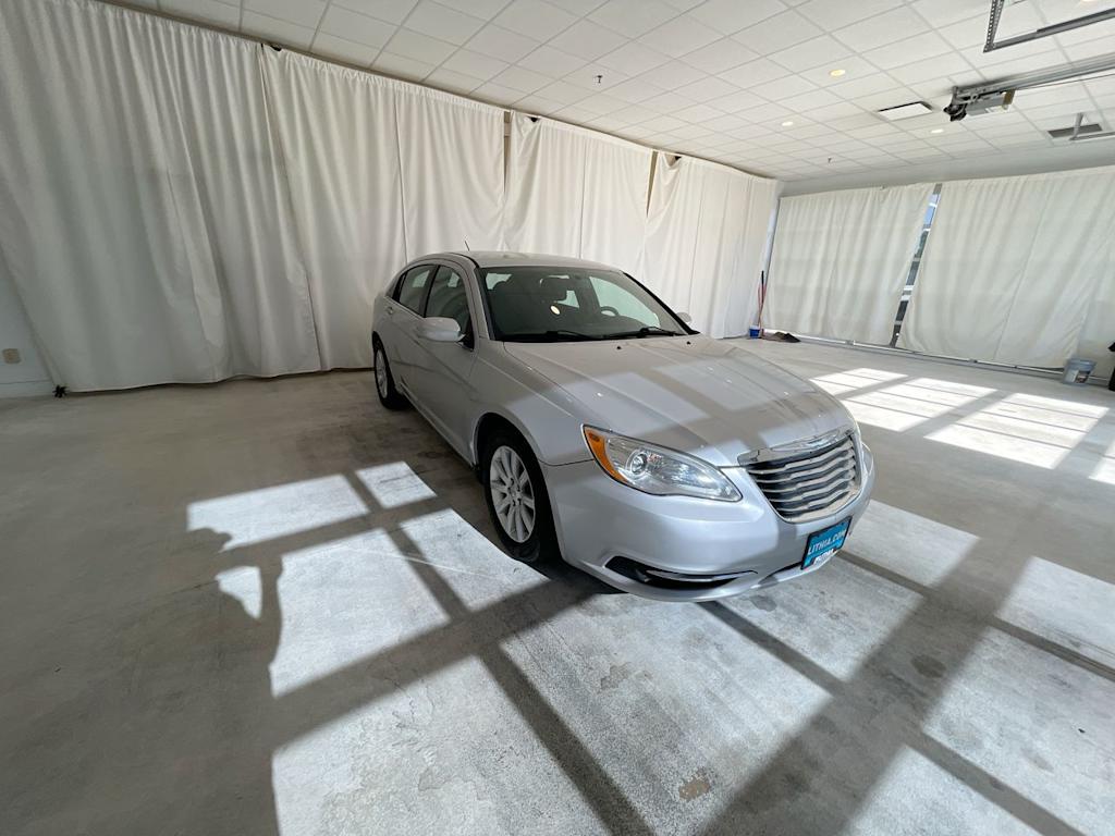 Thumbnail: 2012 Chrysler 200 - 5