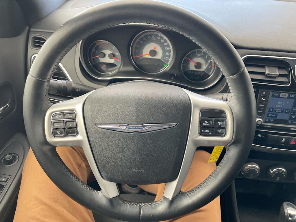 Thumbnail: 2012 Chrysler 200 - 2