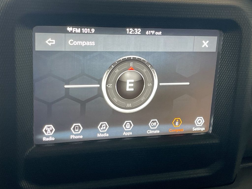 Thumbnail: 2019 Jeep Wrangler - 24