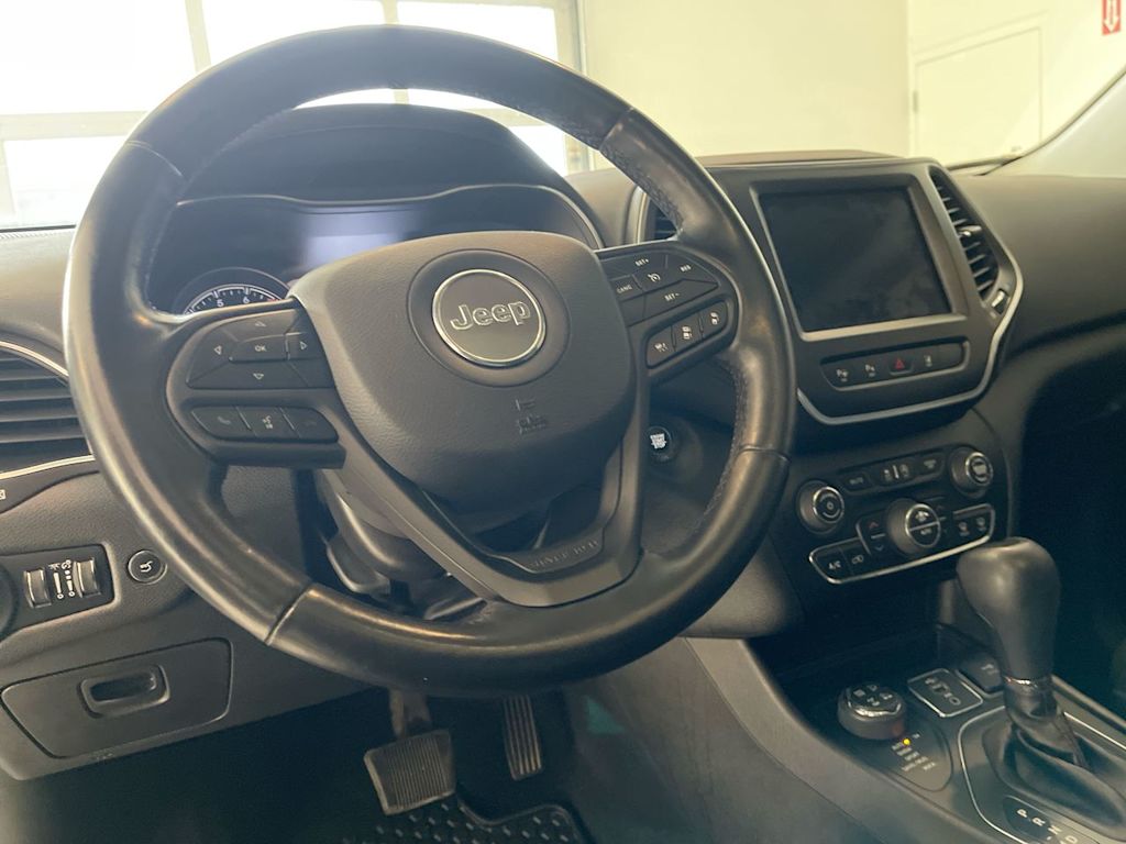 Thumbnail: 2020 Jeep Cherokee - 2