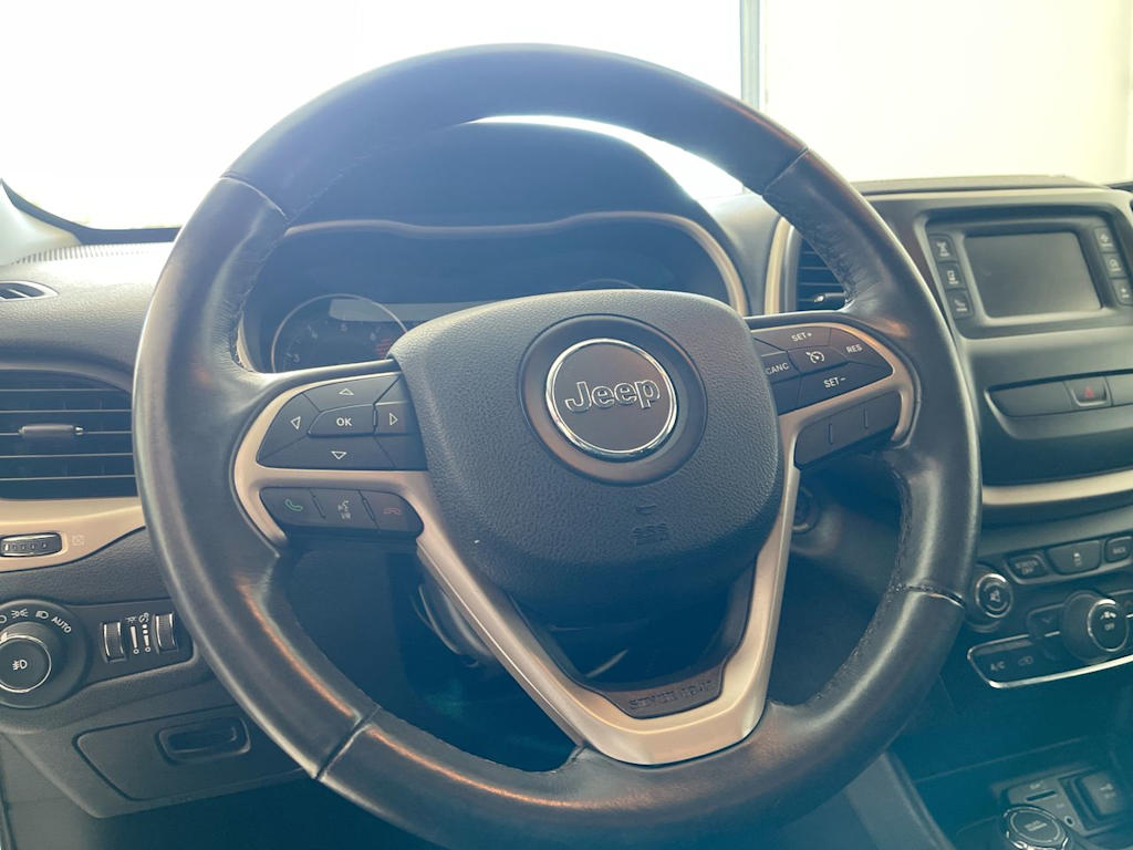 Thumbnail: 2016 Jeep Cherokee - 2