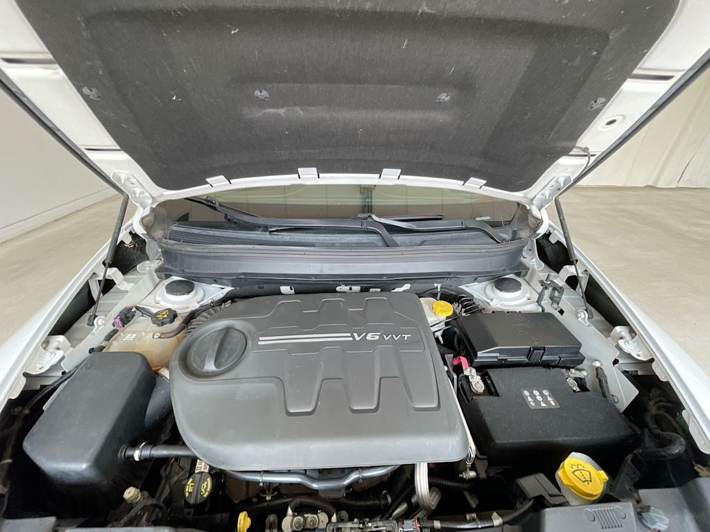 Thumbnail: 2015 Jeep Cherokee - 8