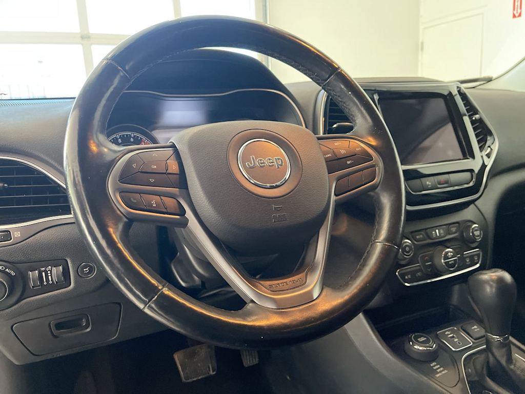 Thumbnail: 2019 Jeep Cherokee - 2