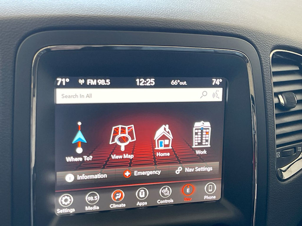 Thumbnail: 2018 Dodge Durango - 23