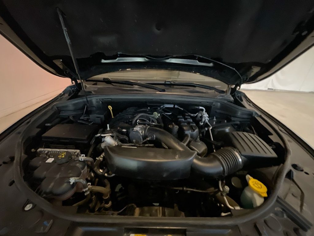 Thumbnail: 2023 Dodge Durango - 8