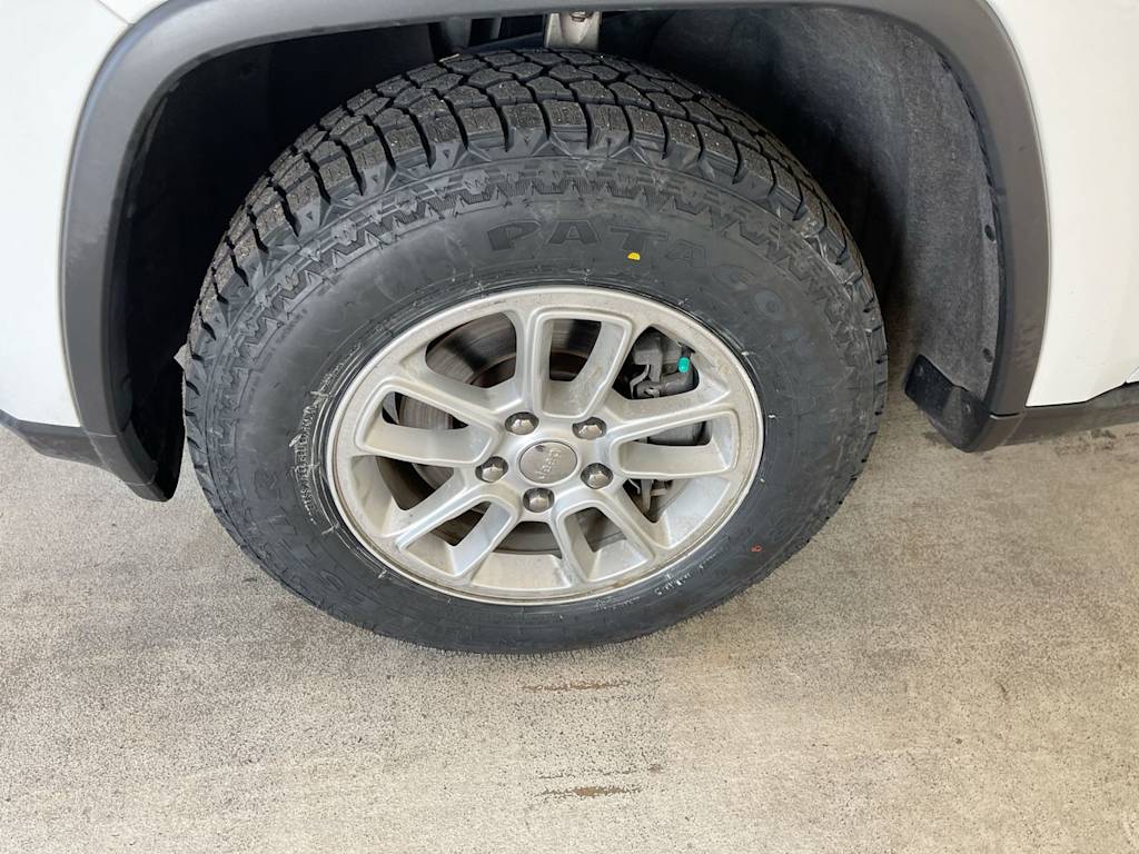 Thumbnail: 2020 Jeep Grand Cherokee - 7