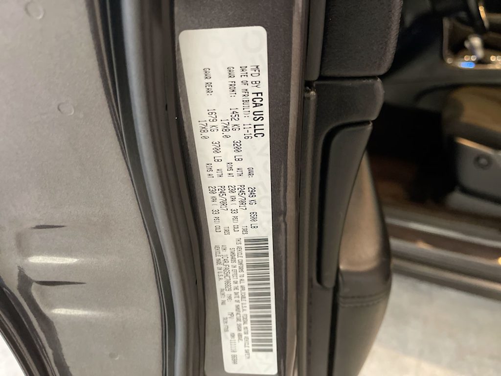 Thumbnail: 2017 Jeep Grand Cherokee - 15