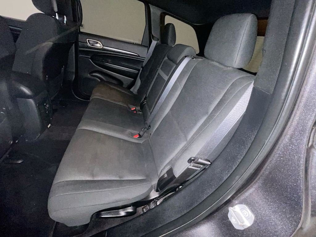 Thumbnail: 2017 Jeep Grand Cherokee - 9