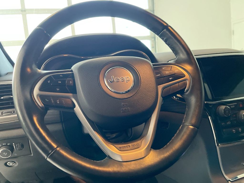 Thumbnail: 2022 Jeep Grand Cherokee - 2