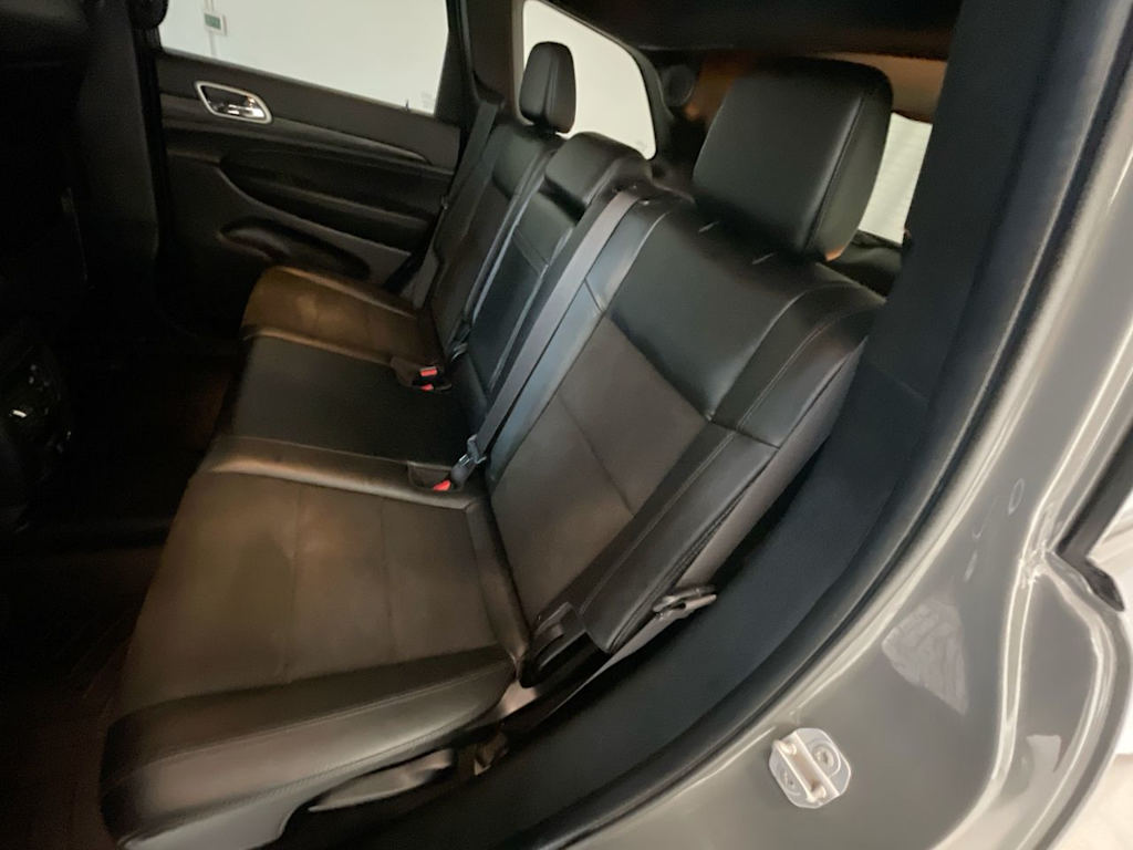 Thumbnail: 2022 Jeep Grand Cherokee - 11