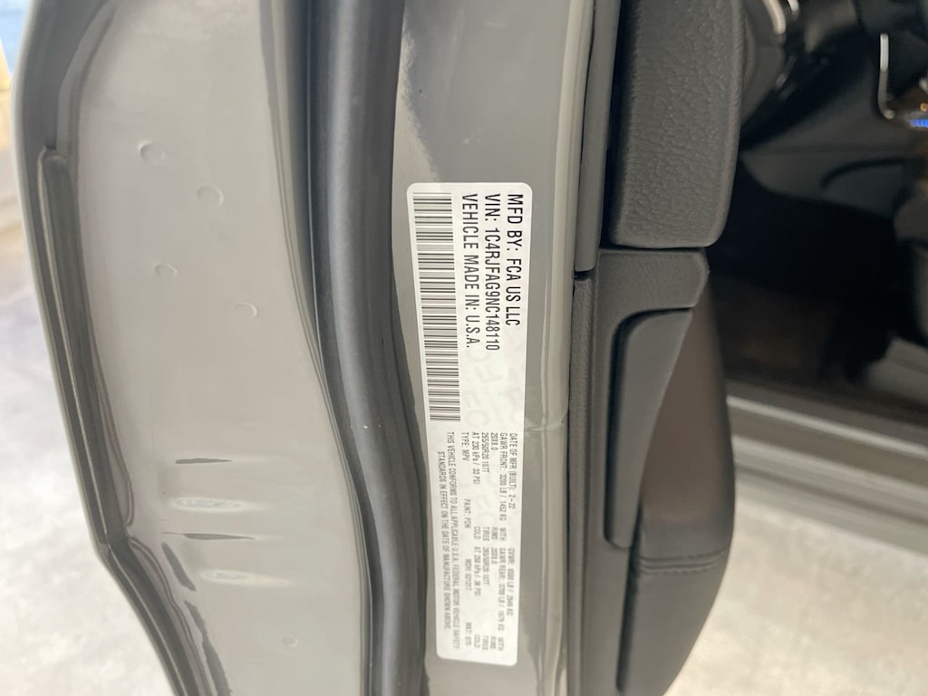 2022 Jeep Grand Cherokee Laredo 16
