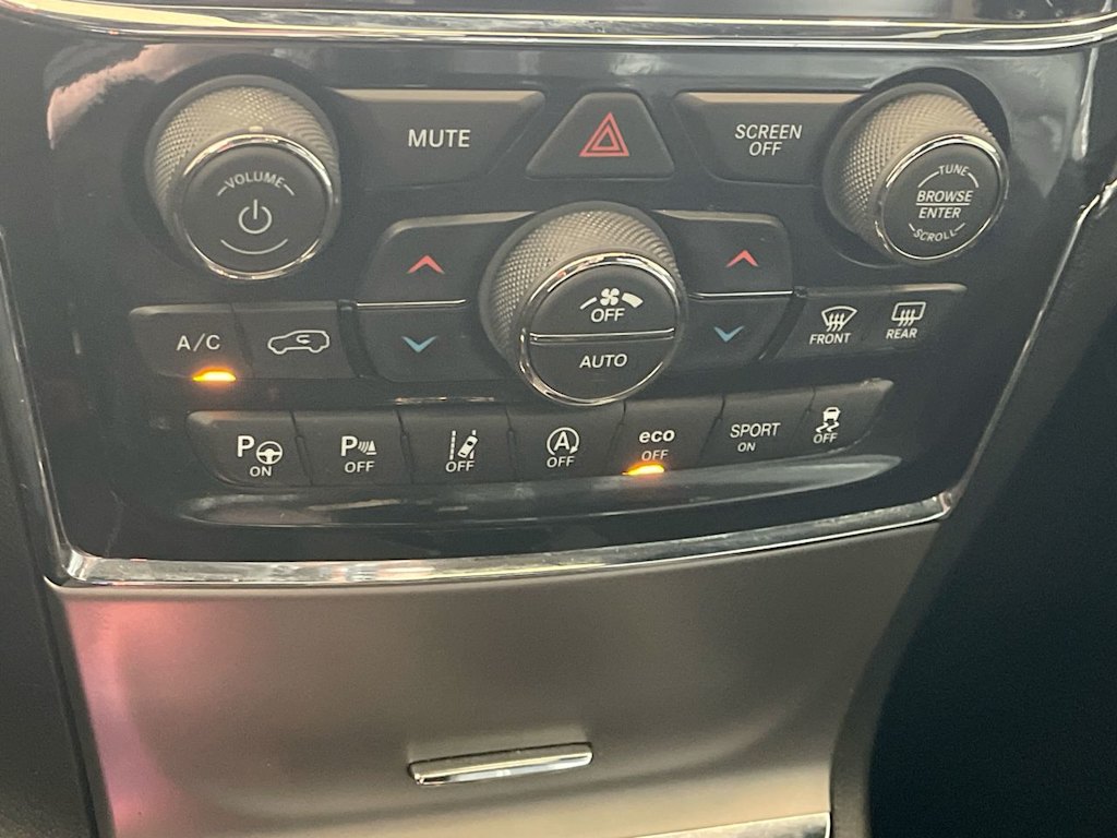 Thumbnail: 2021 Jeep Grand Cherokee - 26
